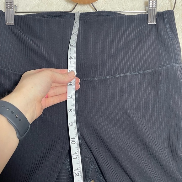 All in Motion Black Leggings with Smooth Fit and Full-Length Design - Picture 6 of 8